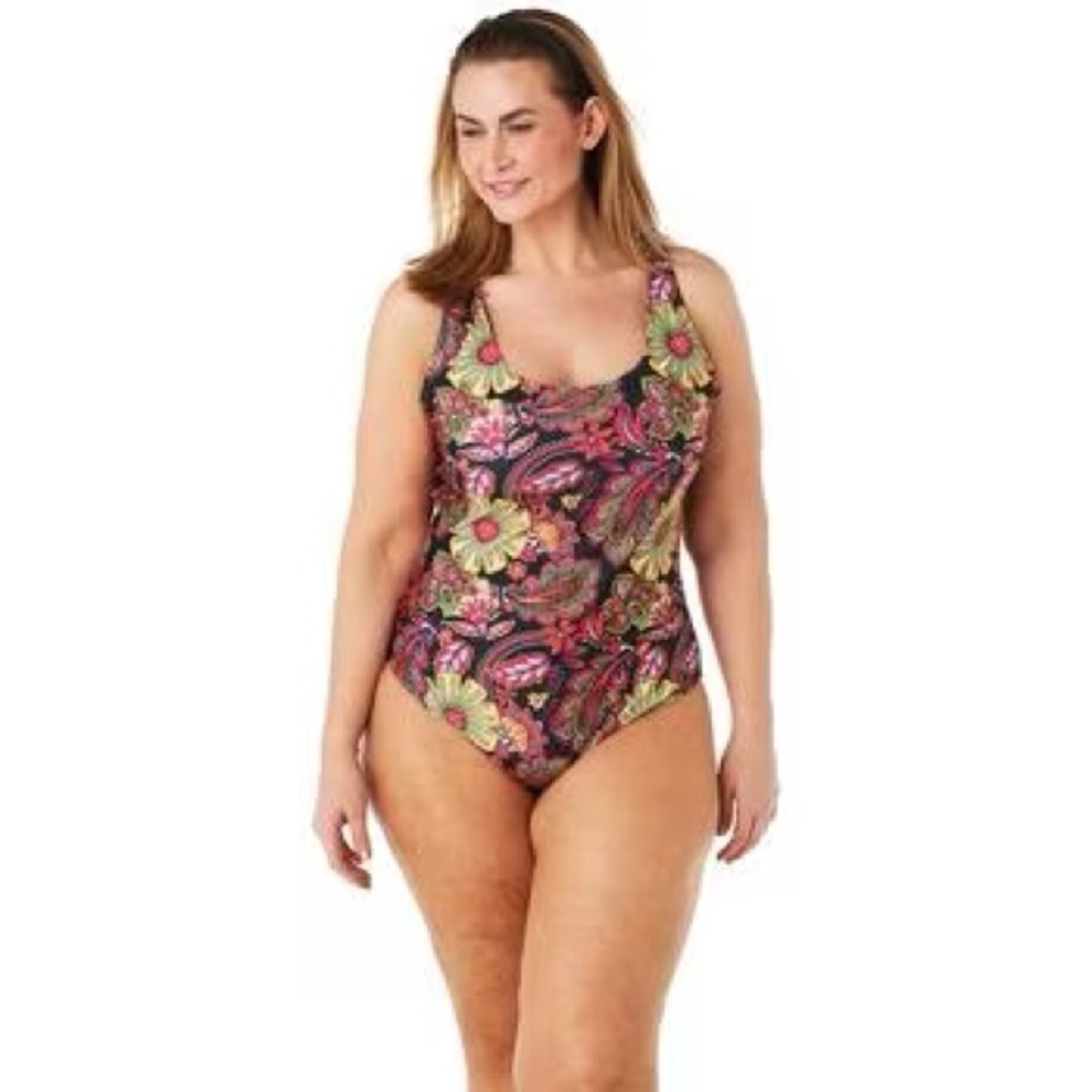 Adorable New Nicole Miller floral one piece swimsuit